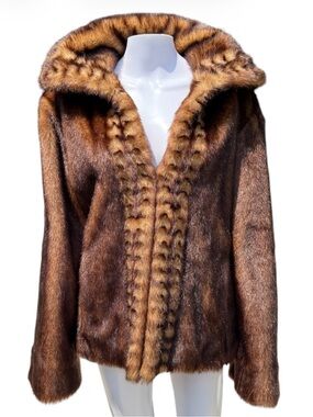 Pamela McCoy Faux Fur Short Coat Jacket Women Sz Large 25 inch long